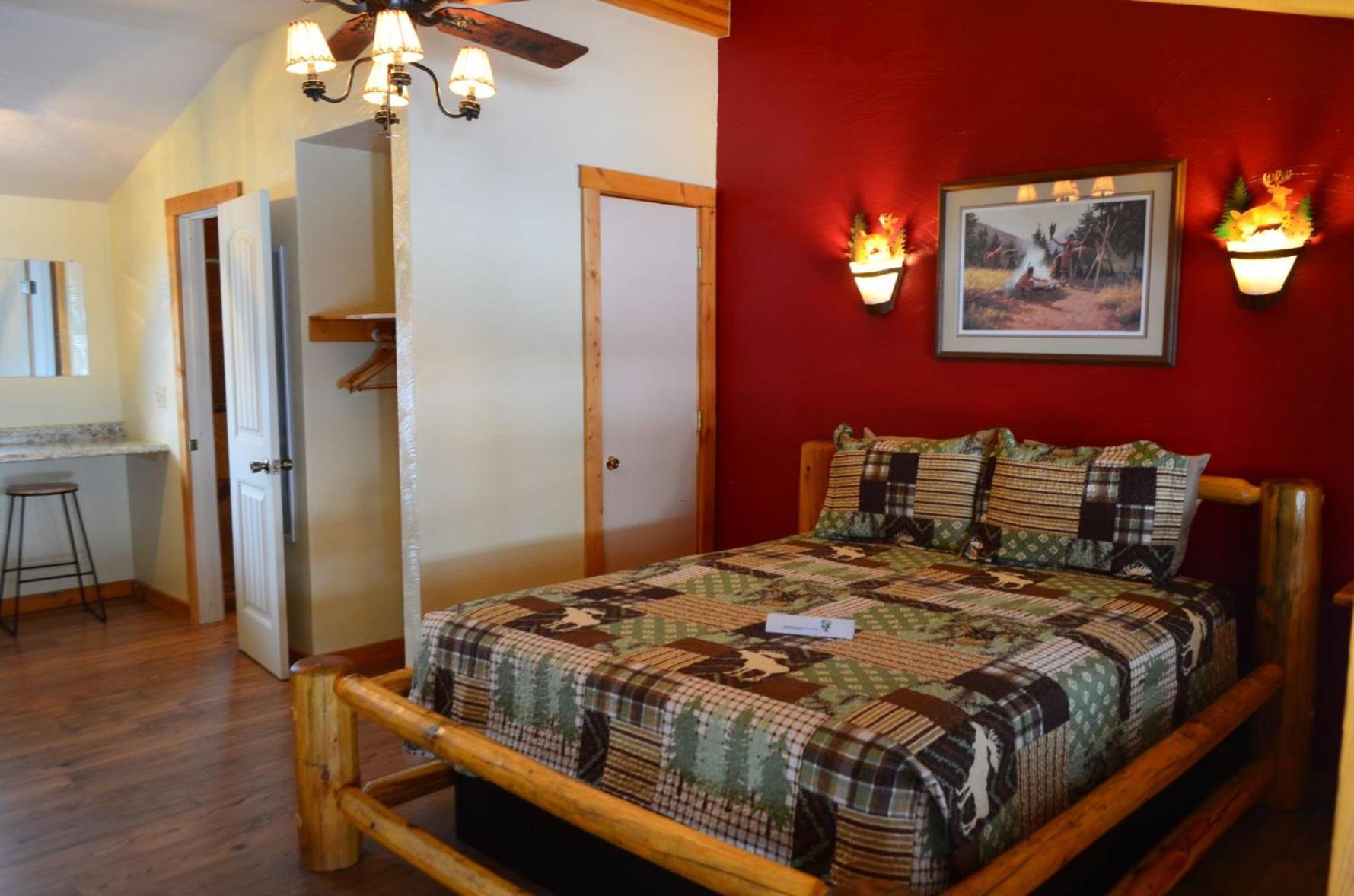 Nine Pines Motel photo 10