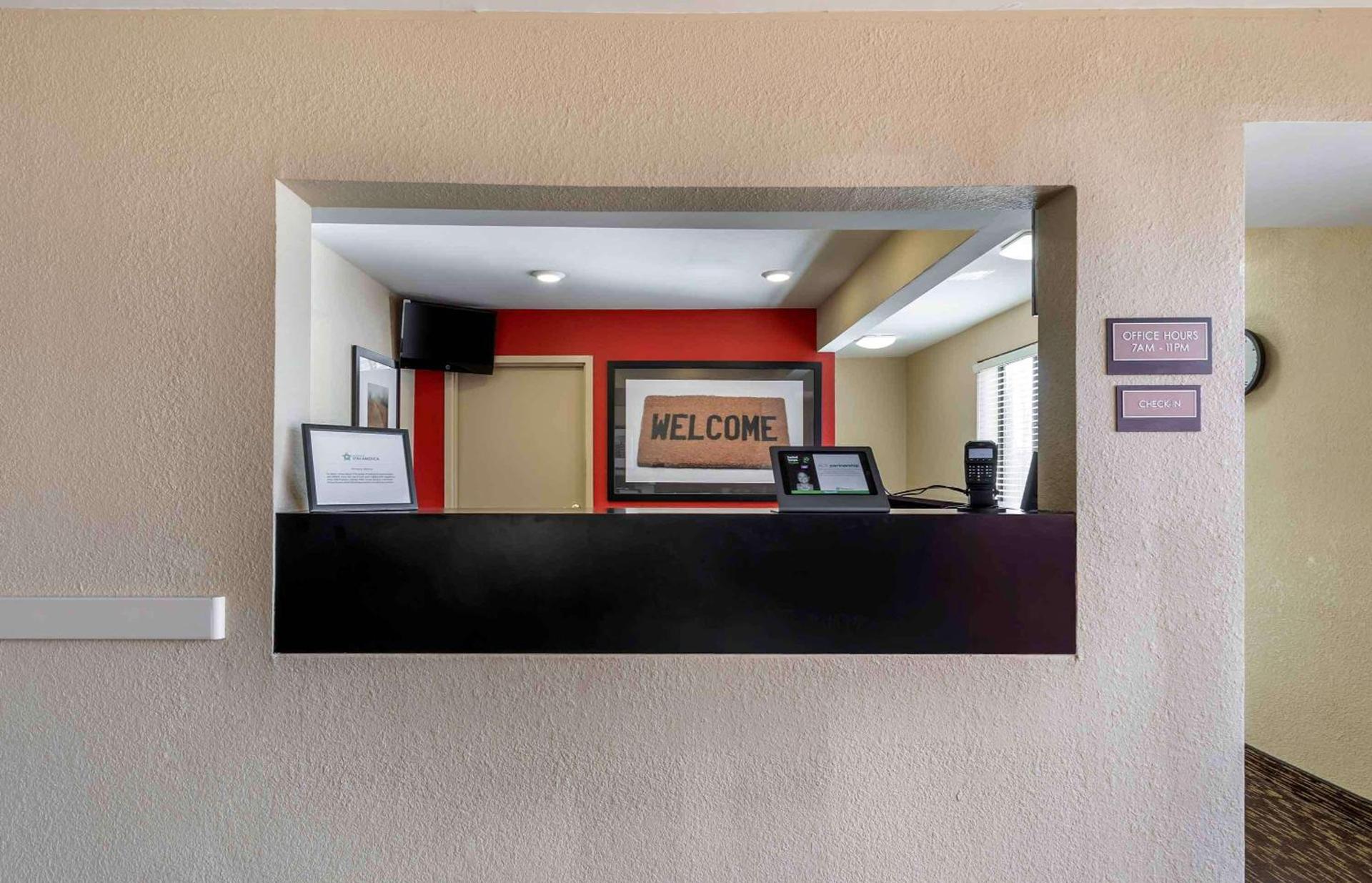 Extended Stay America Select Suites - Des Moines - West Des Moines photo 5