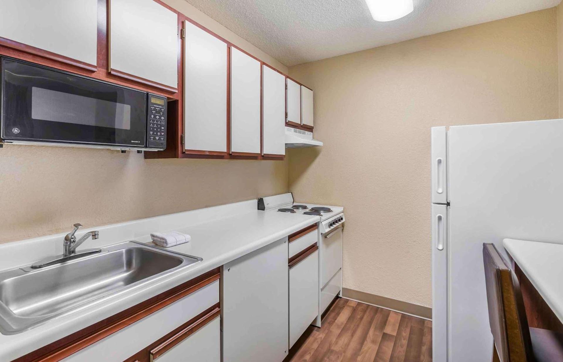 Extended Stay America Select Suites - Des Moines - West Des Moines photo 20