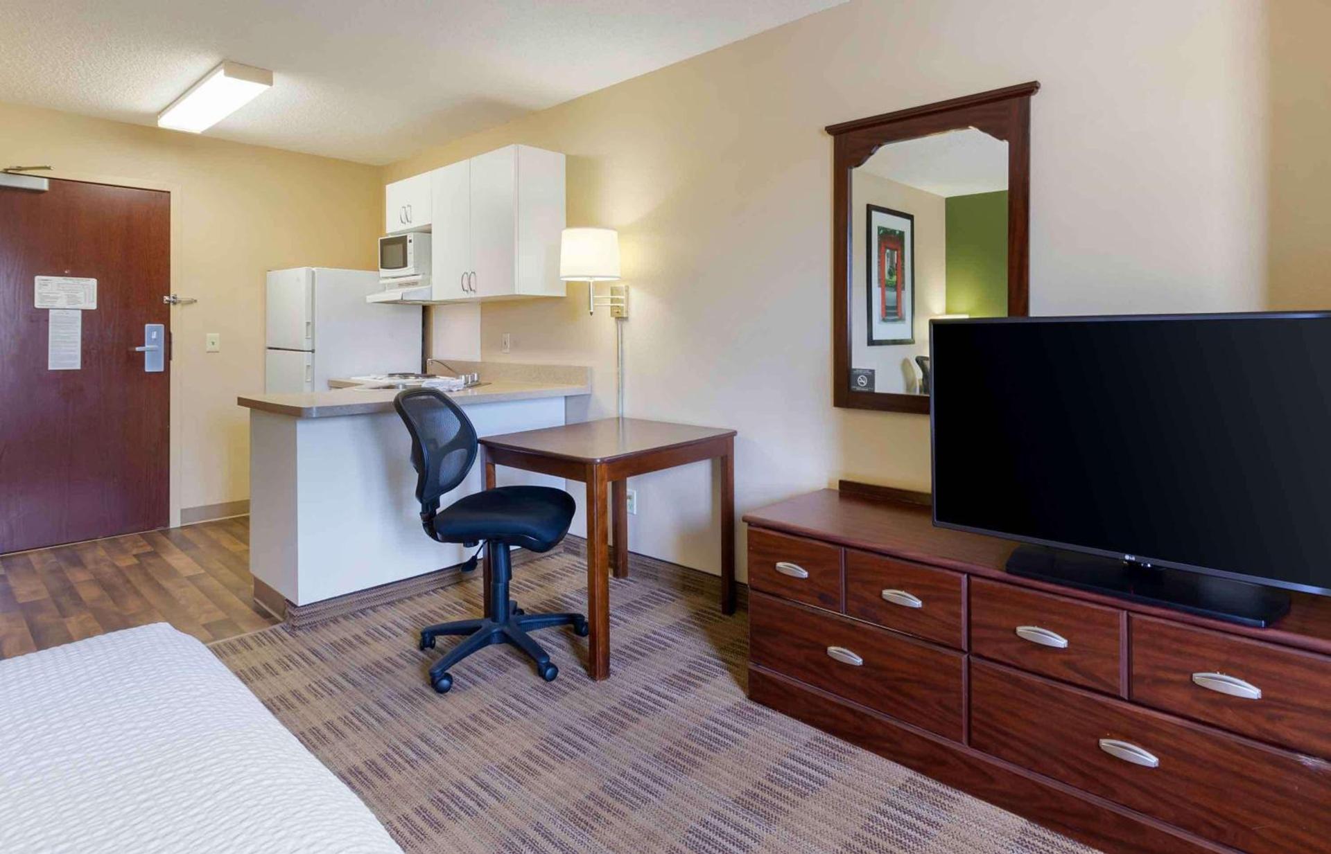 Extended Stay America Select Suites - Des Moines - Urbandale photo 10