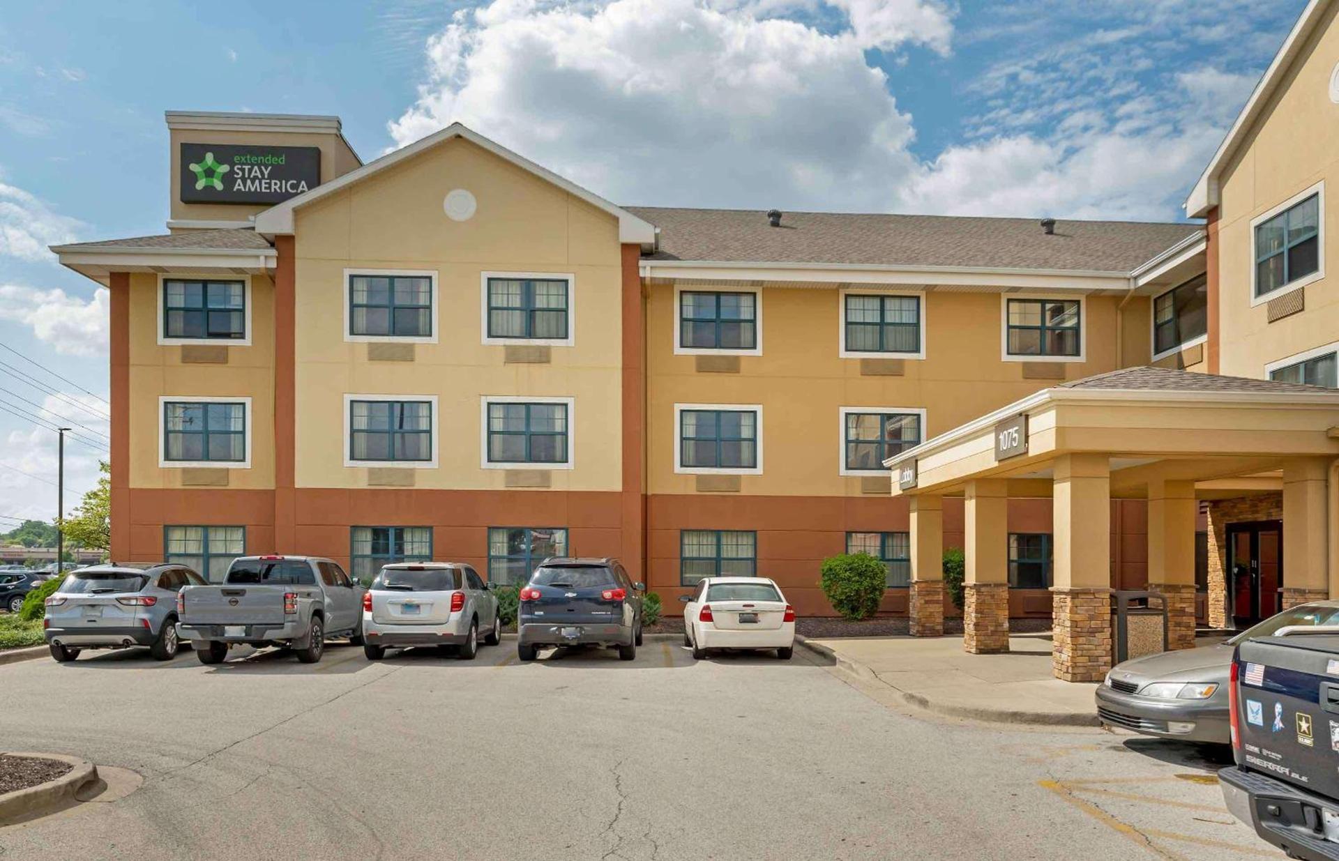 Extended Stay America Select Suites - Chicago - Hanover Park photo 2