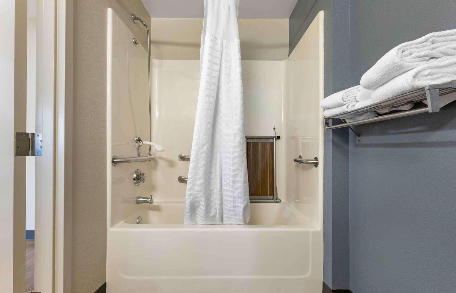 Extended Stay America Select Suites - Chicago - Hanover Park photo 28