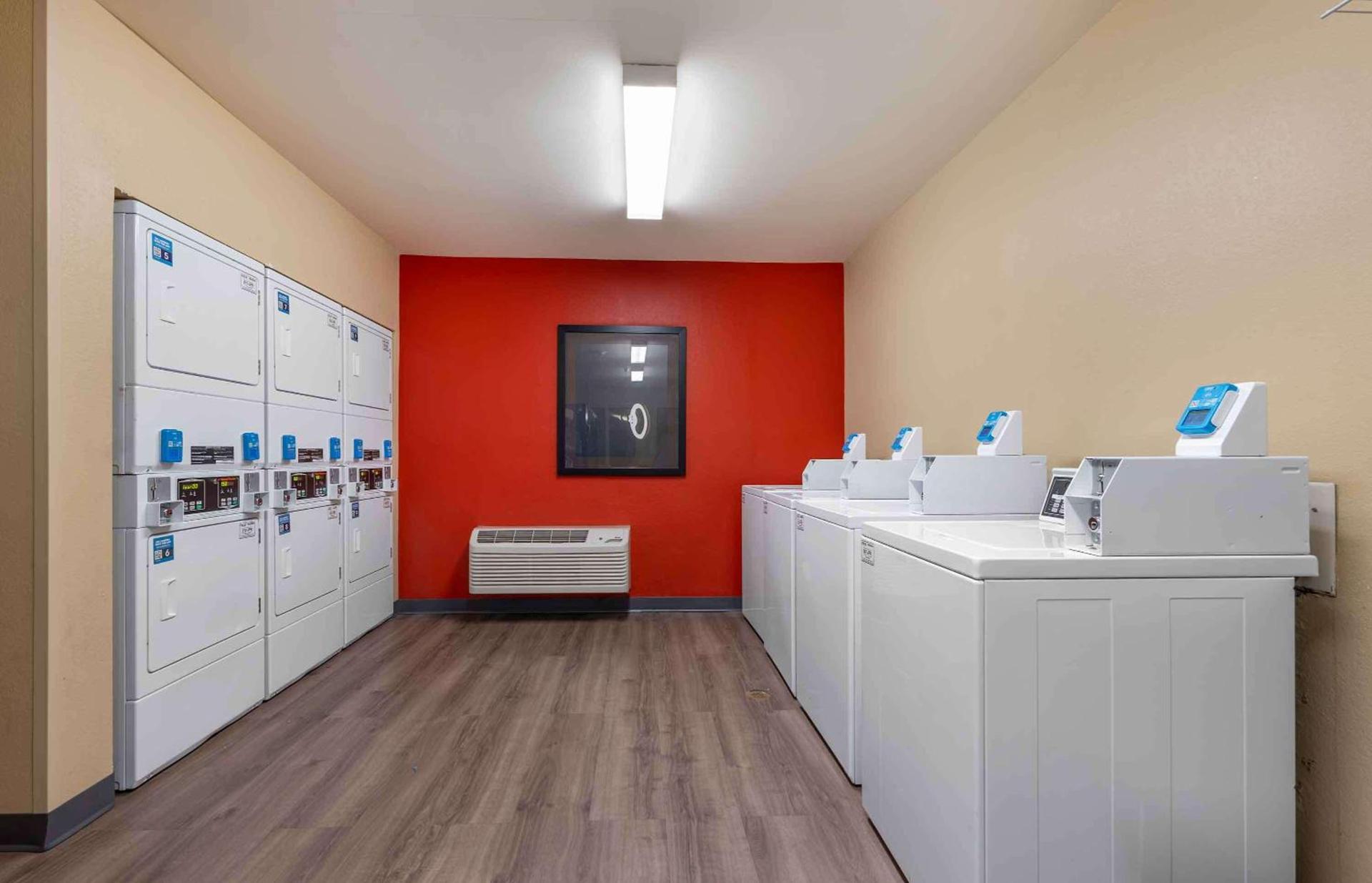 Extended Stay America Suites - Bloomington - Normal photo 23