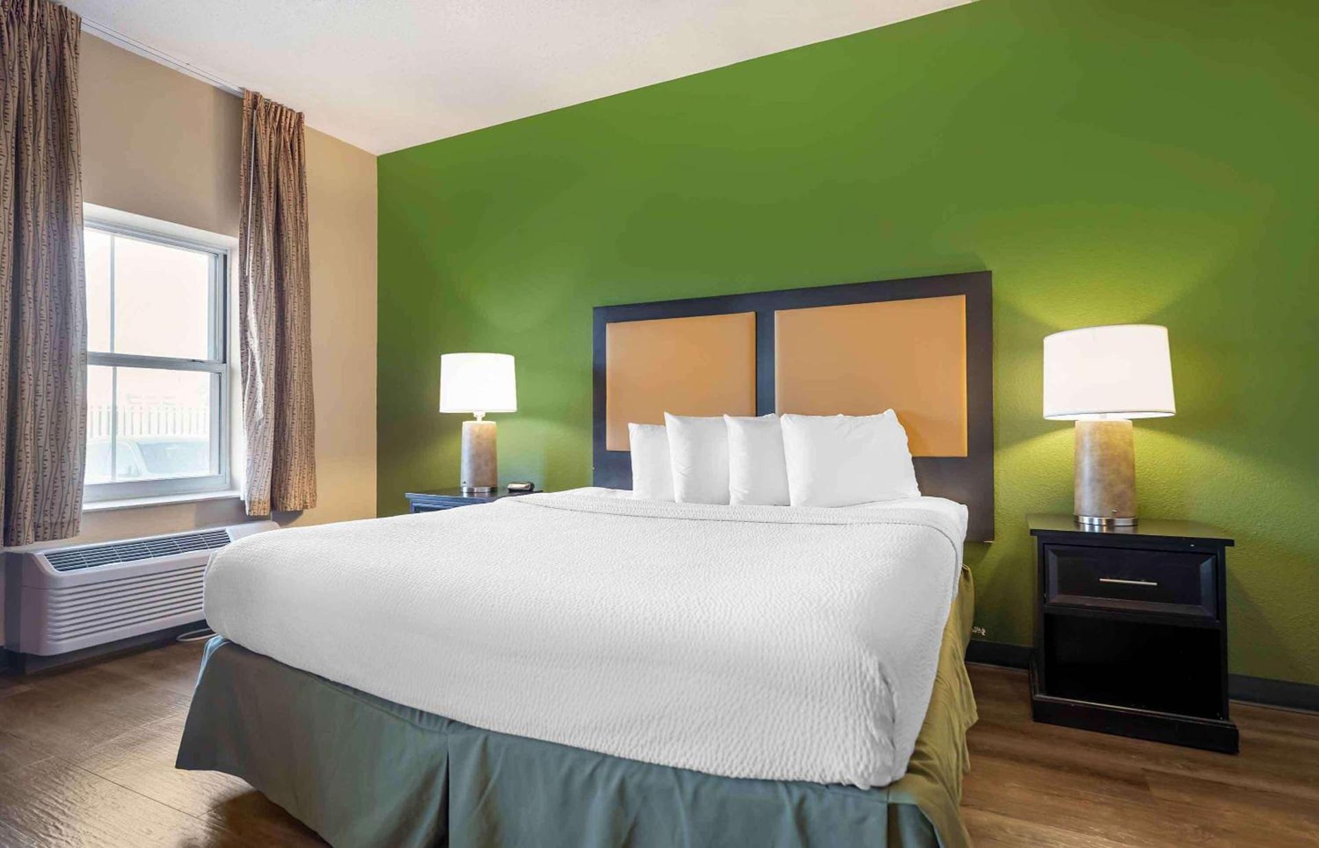 Extended Stay America Suites - Chicago - O'Hare - Allstate Arena photo 11