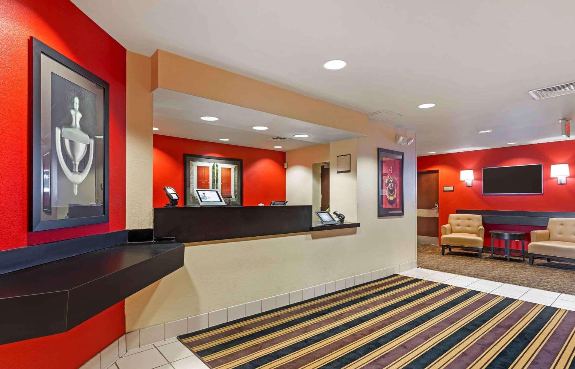 Extended Stay America Select Suites - Chicago - Darien photo 3