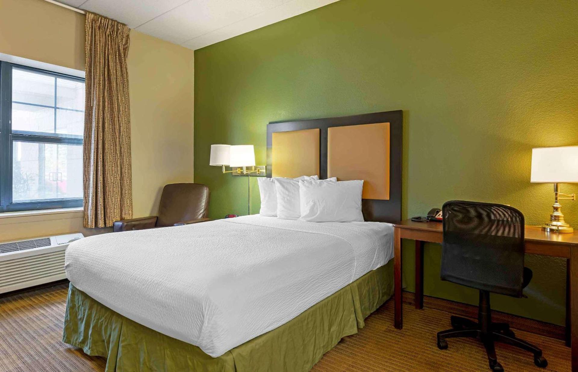 Extended Stay America Select Suites - Chicago - Darien photo 6