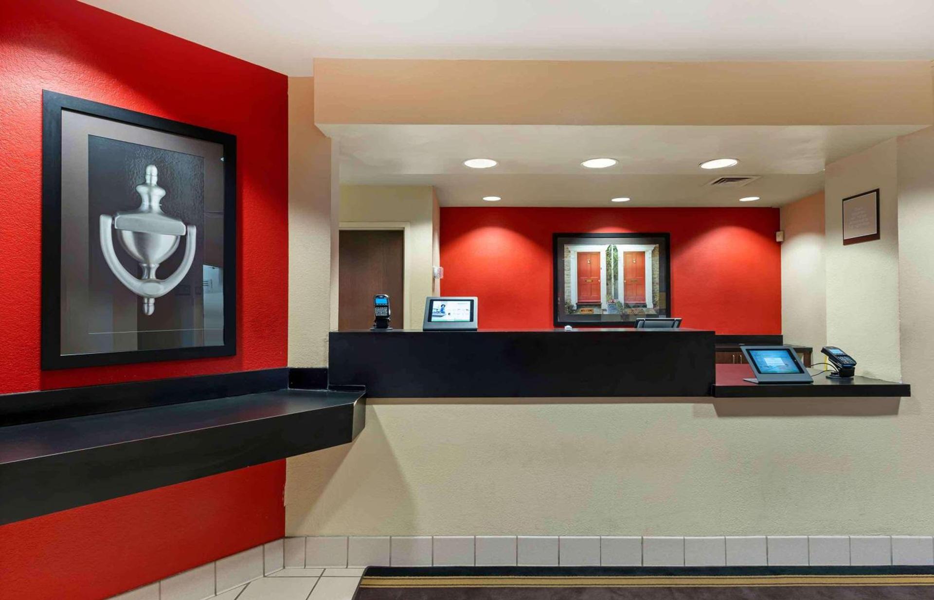 Extended Stay America Select Suites - Chicago - Darien photo 4