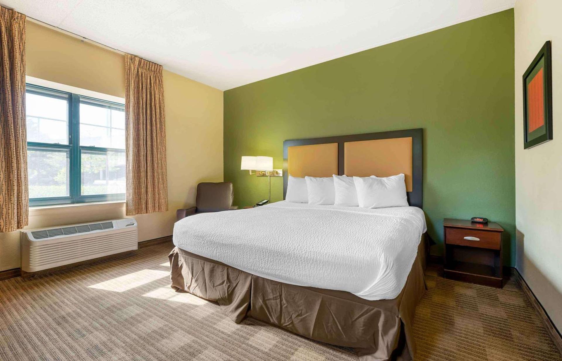Extended Stay America Select Suites - Chicago - Darien photo 13