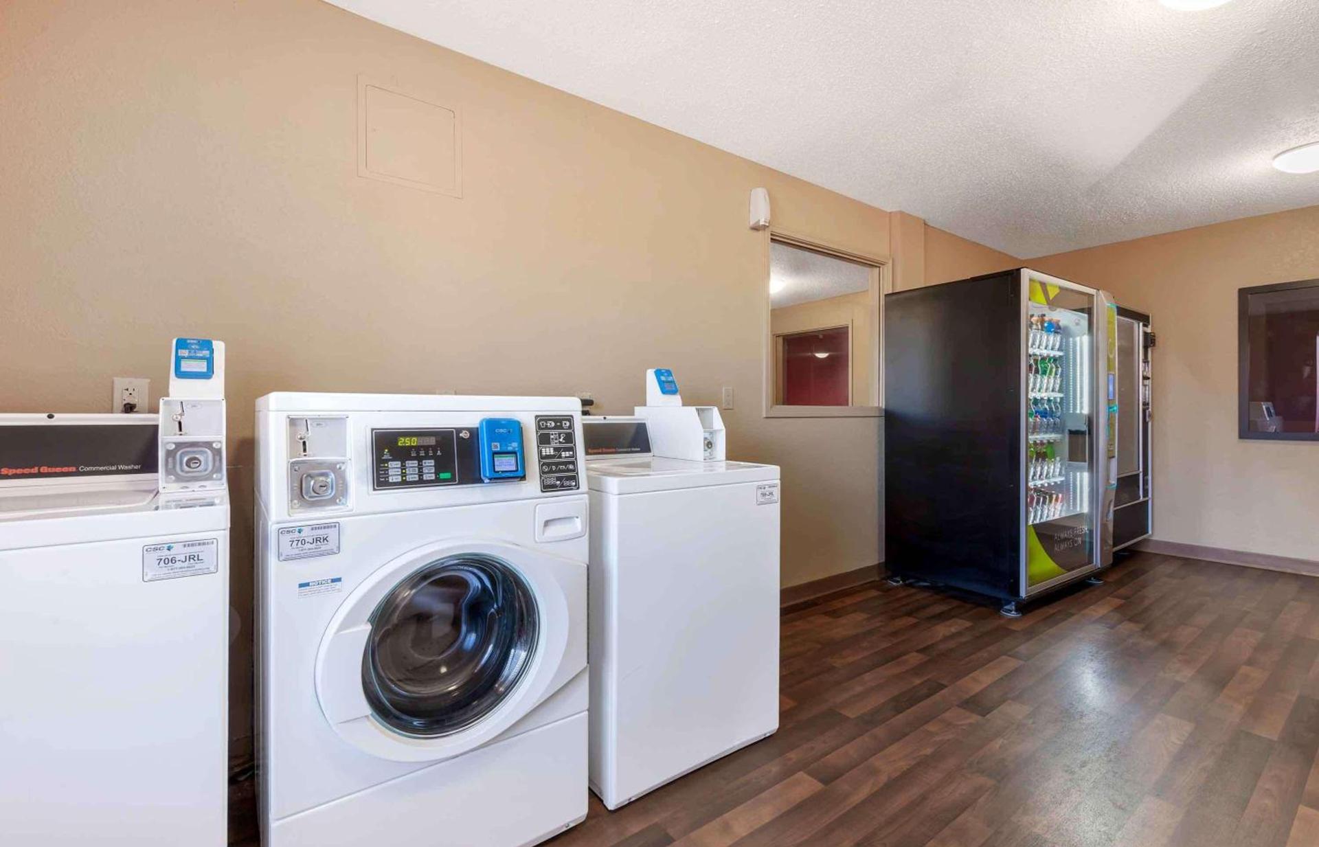 Extended Stay America Select Suites - Rockford - State Street photo 34