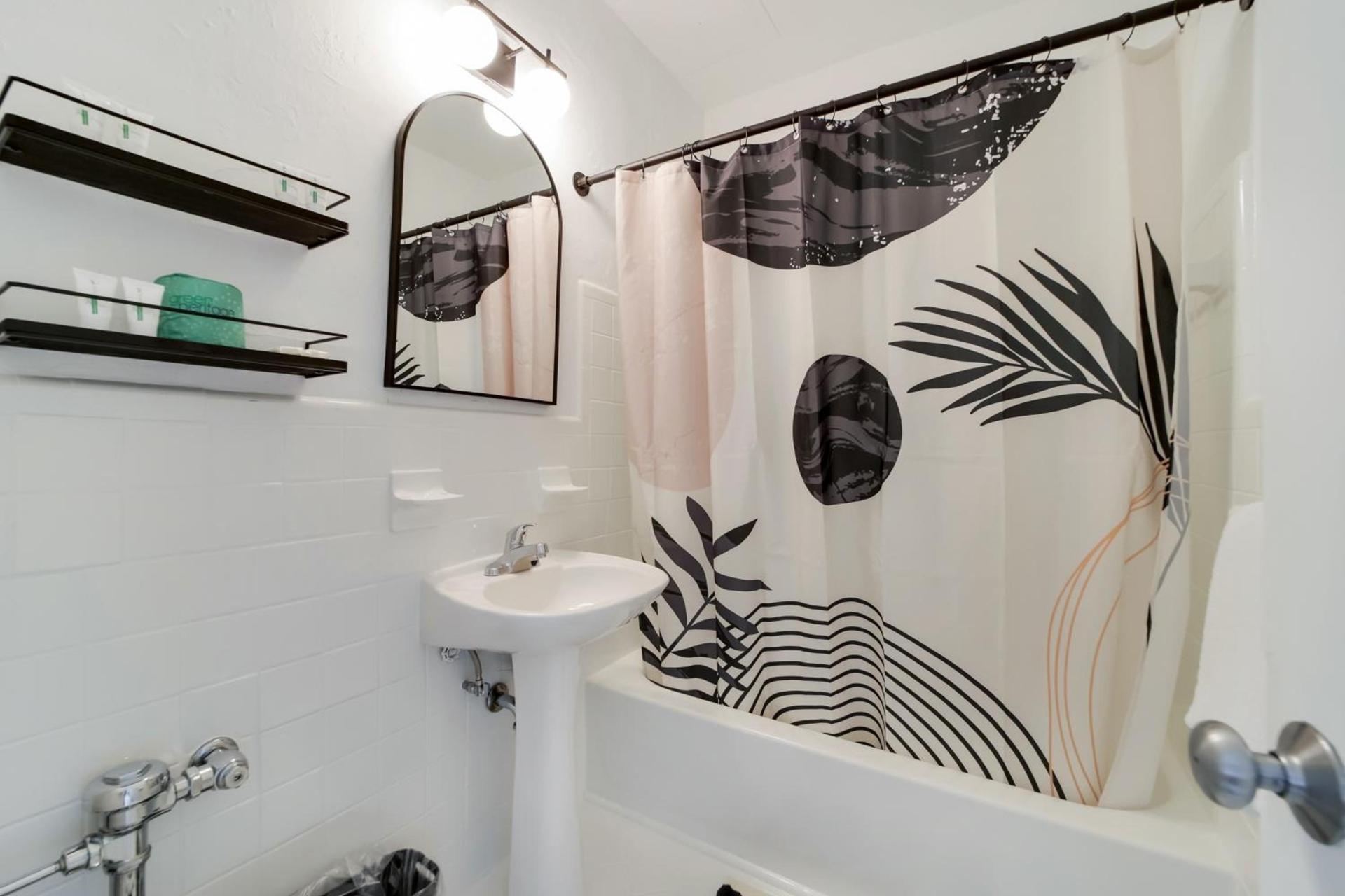 Tropics Hotel Miami Beach photo 49