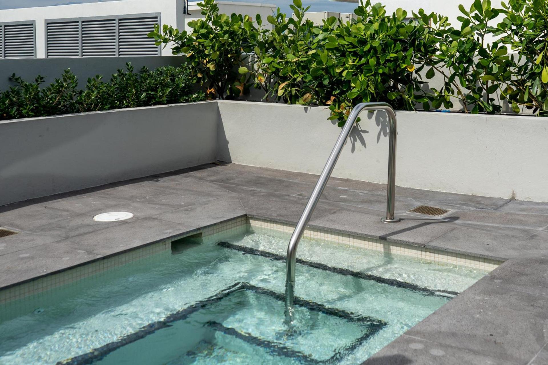 Nassau Suite South Beach, an All Suite Hotel photo 11