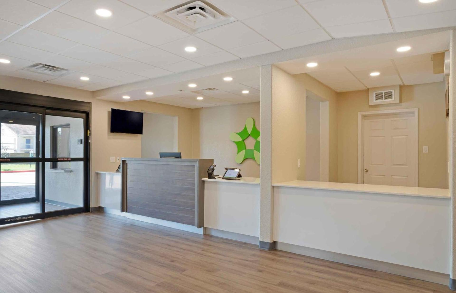 Extended Stay America Suites - Baytown photo 36