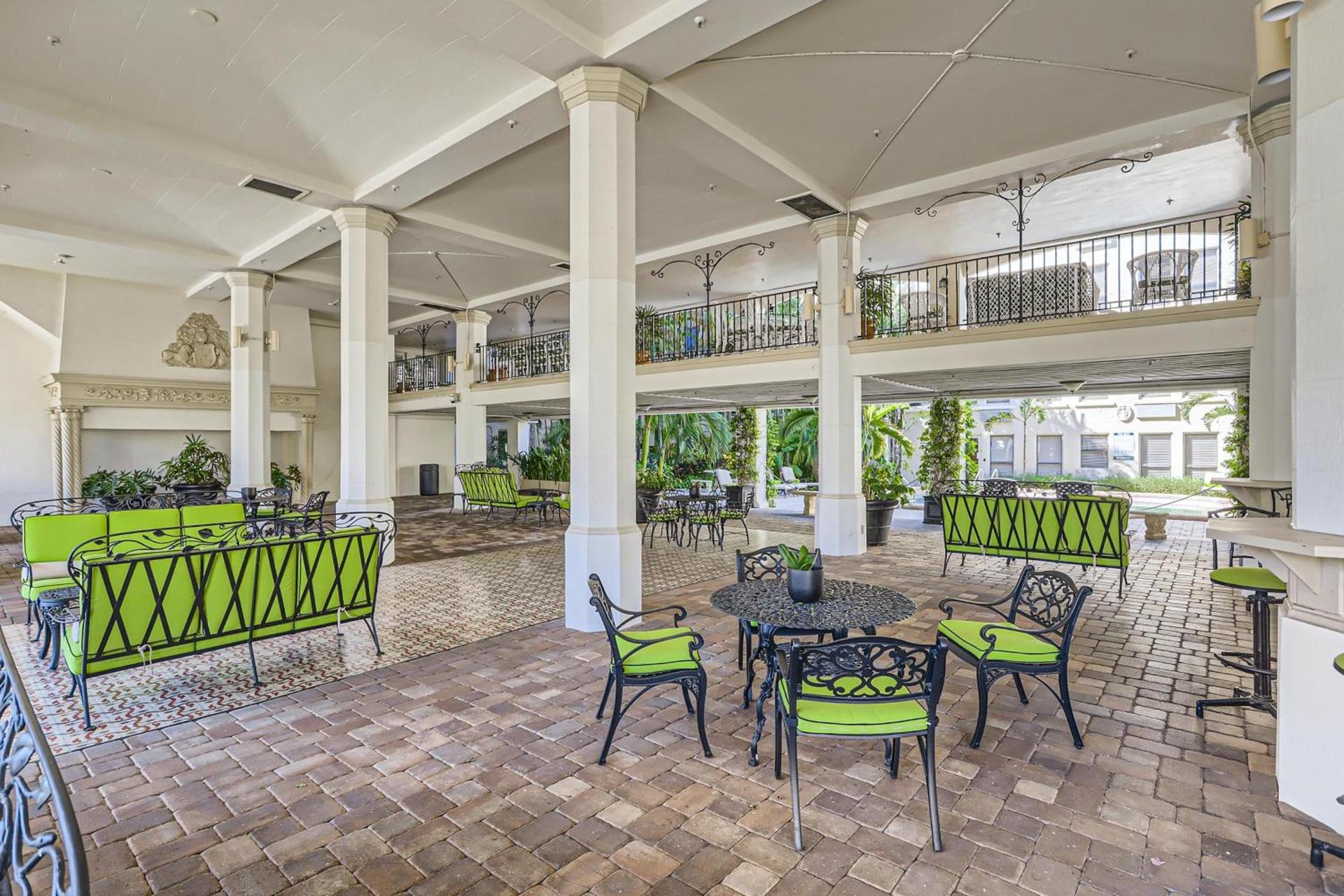 Palm Beach Hotel photo 5