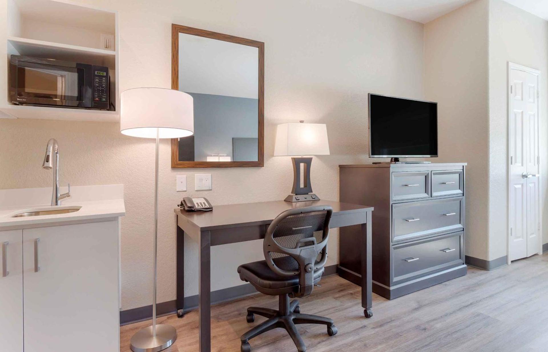 Extended Stay America Suites - Baytown photo 42