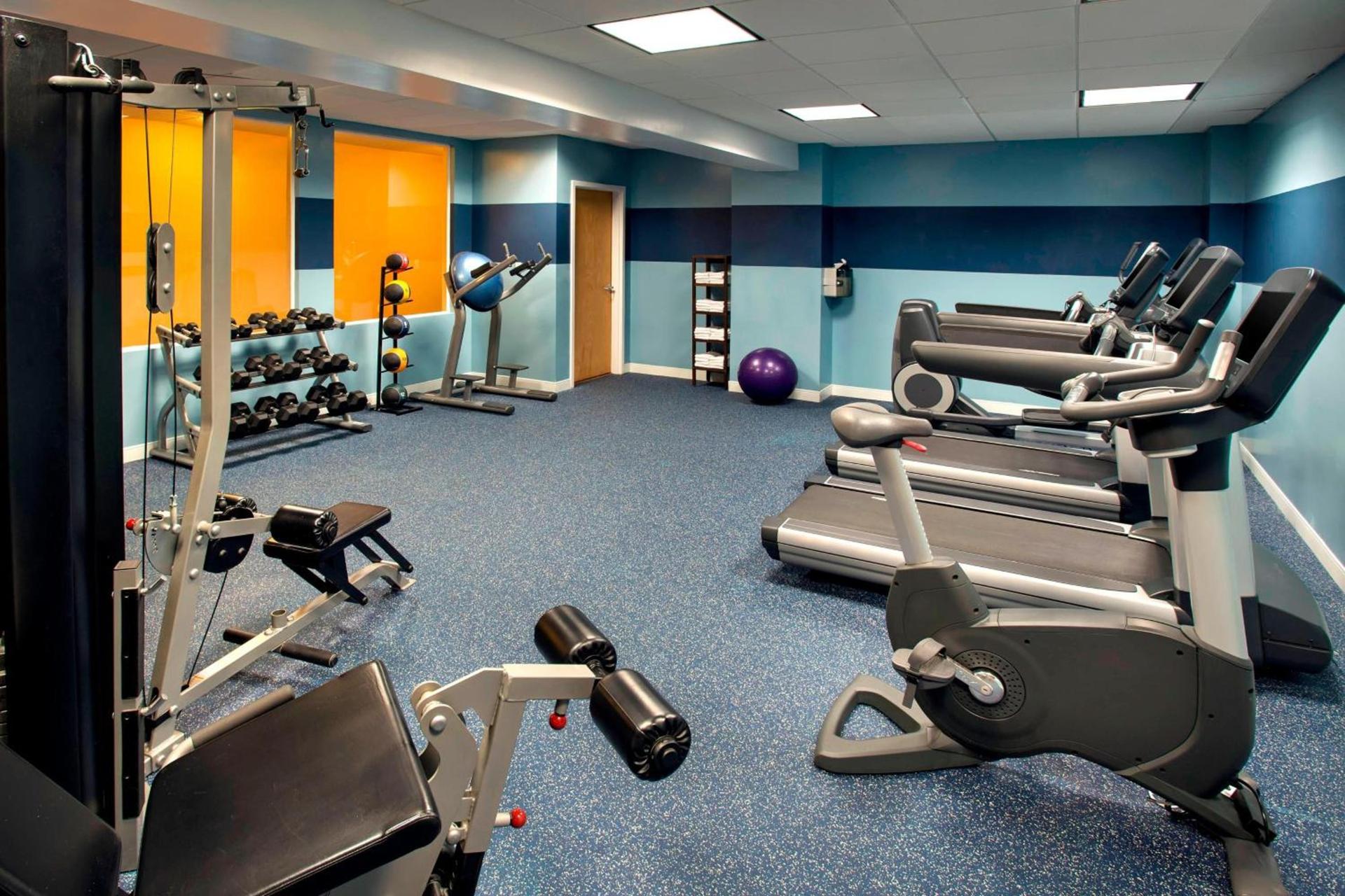 Best Western Premier Plainview-Long Island Hotel photo 18
