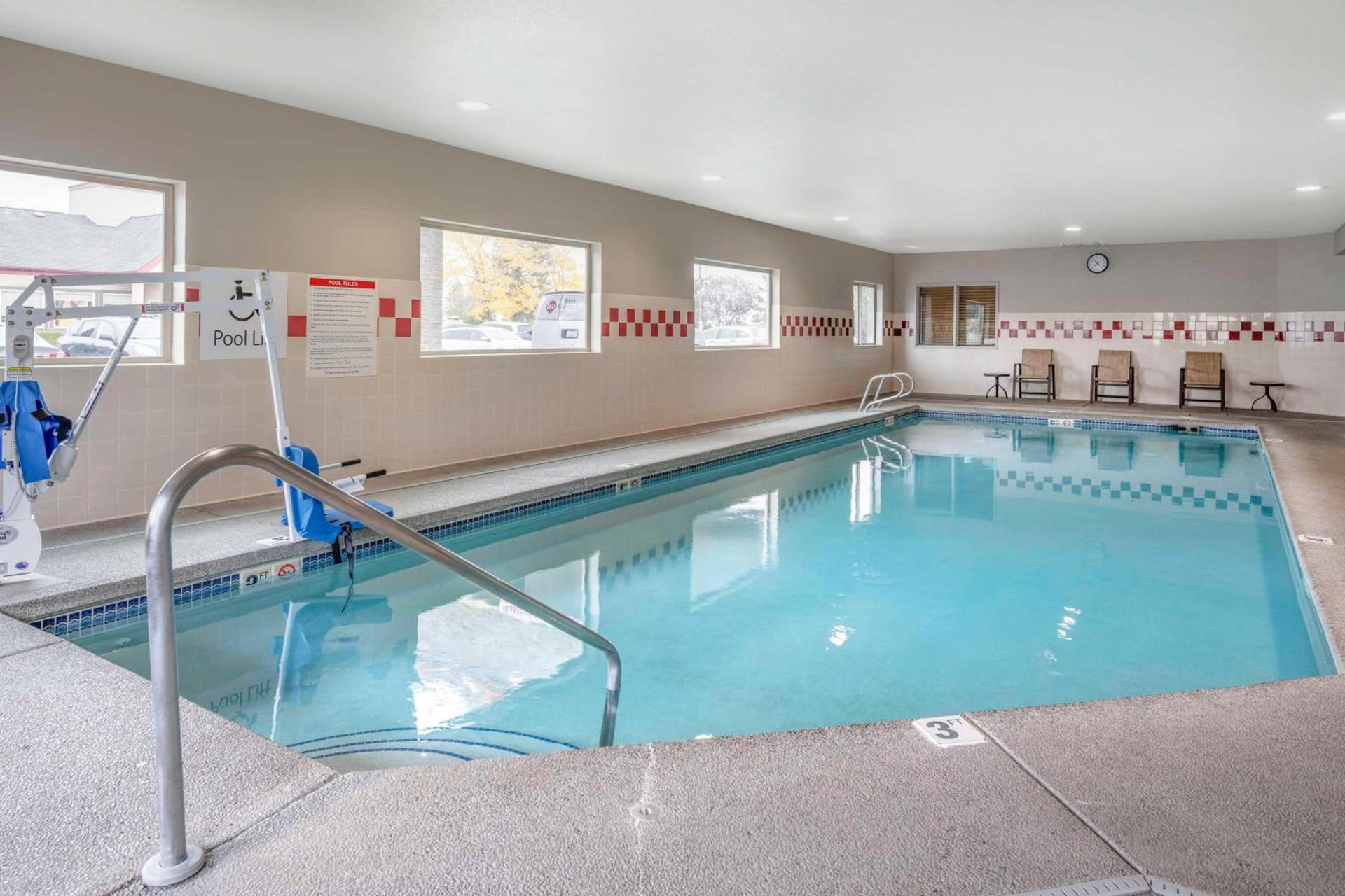 Best Western PLUS Peppertree Airport Inn photo 8