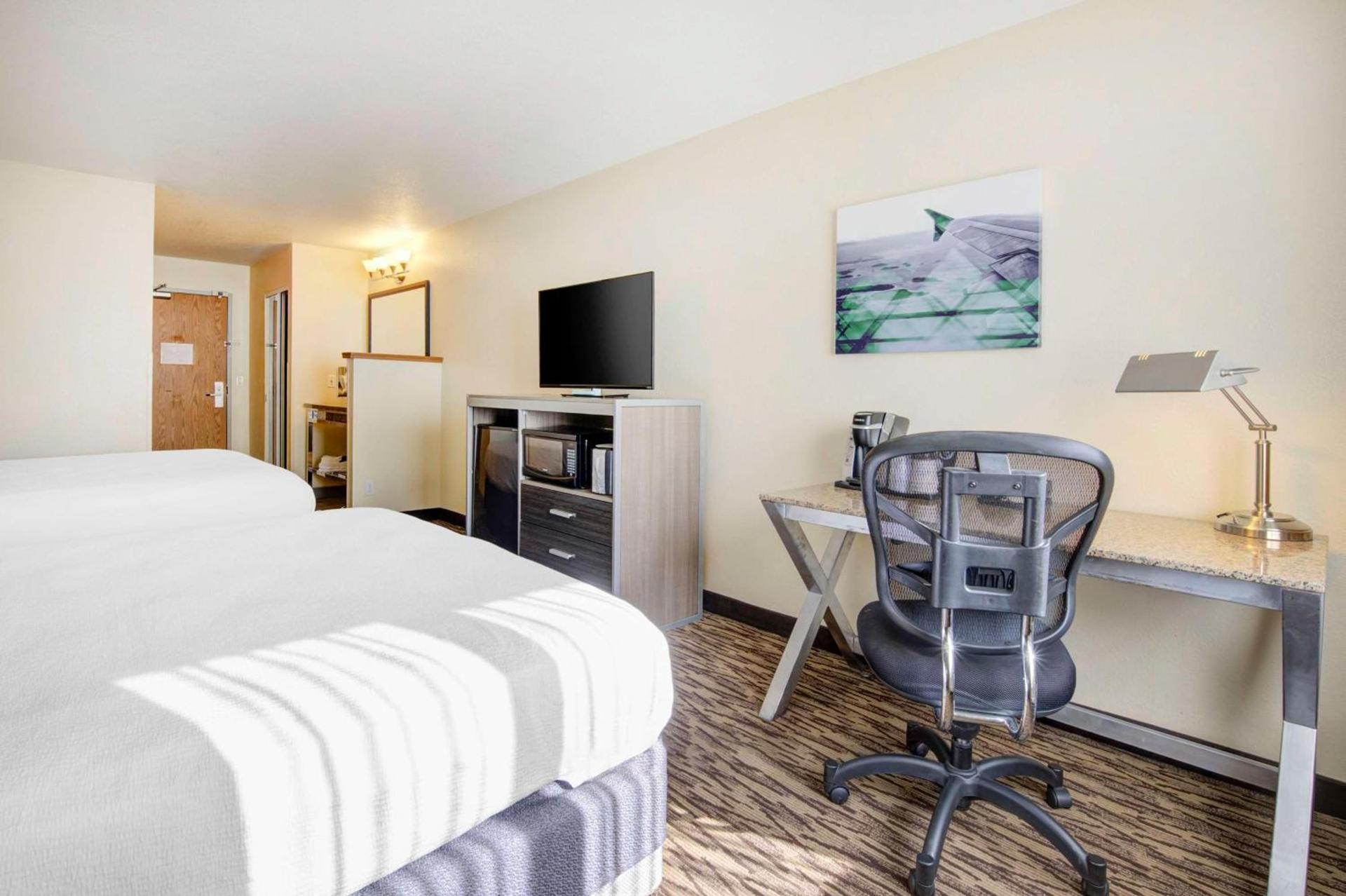 Best Western PLUS Peppertree Airport Inn photo 15