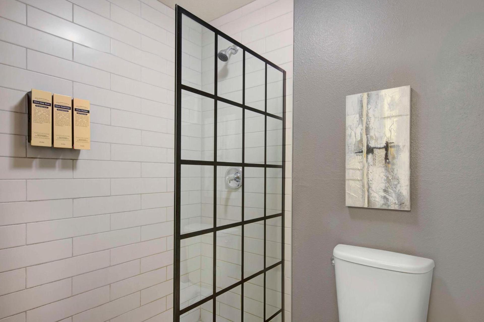 Best Western PLUS Peppertree Airport Inn photo 28