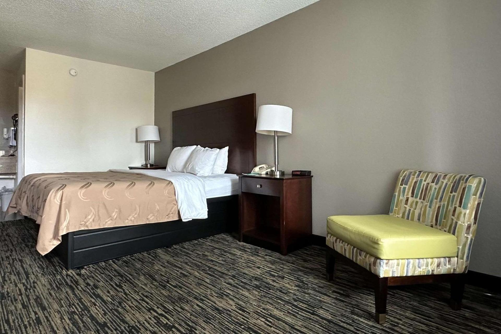 Quality Inn Calhoun North I-75 photo 7