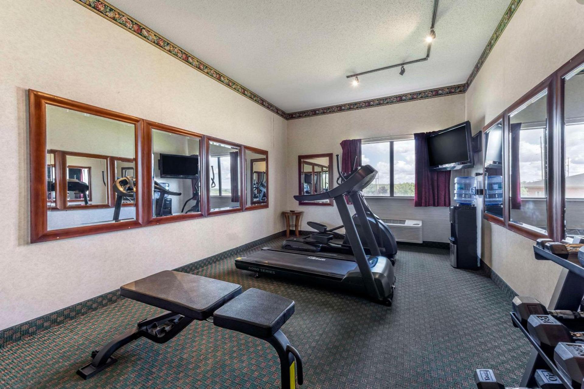 Comfort Inn & Suites Streetsboro - Kent photo 18