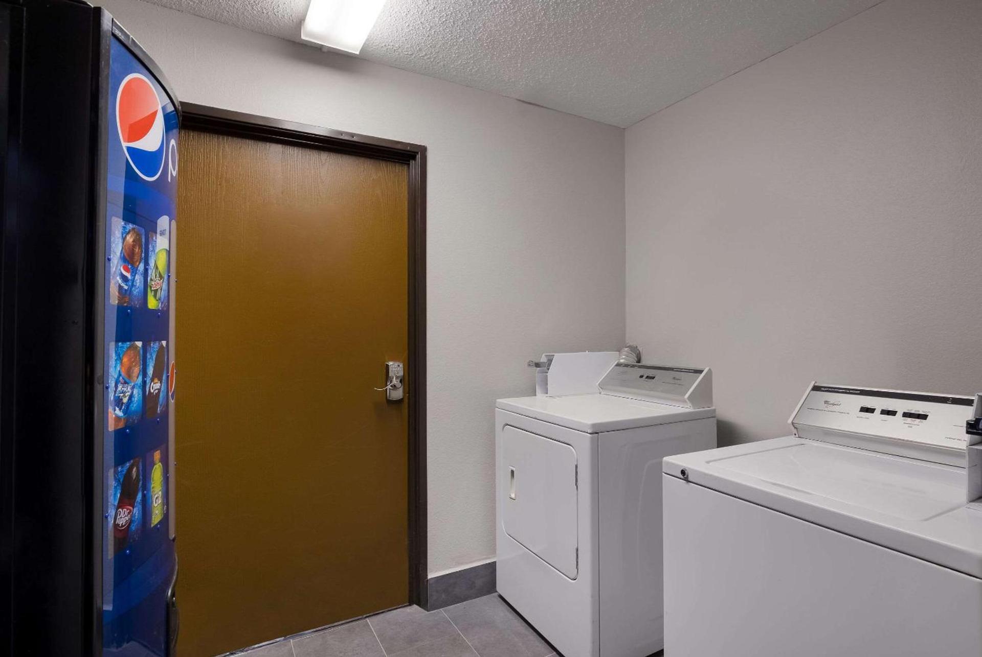 Quality Inn Hall of Fame photo 29