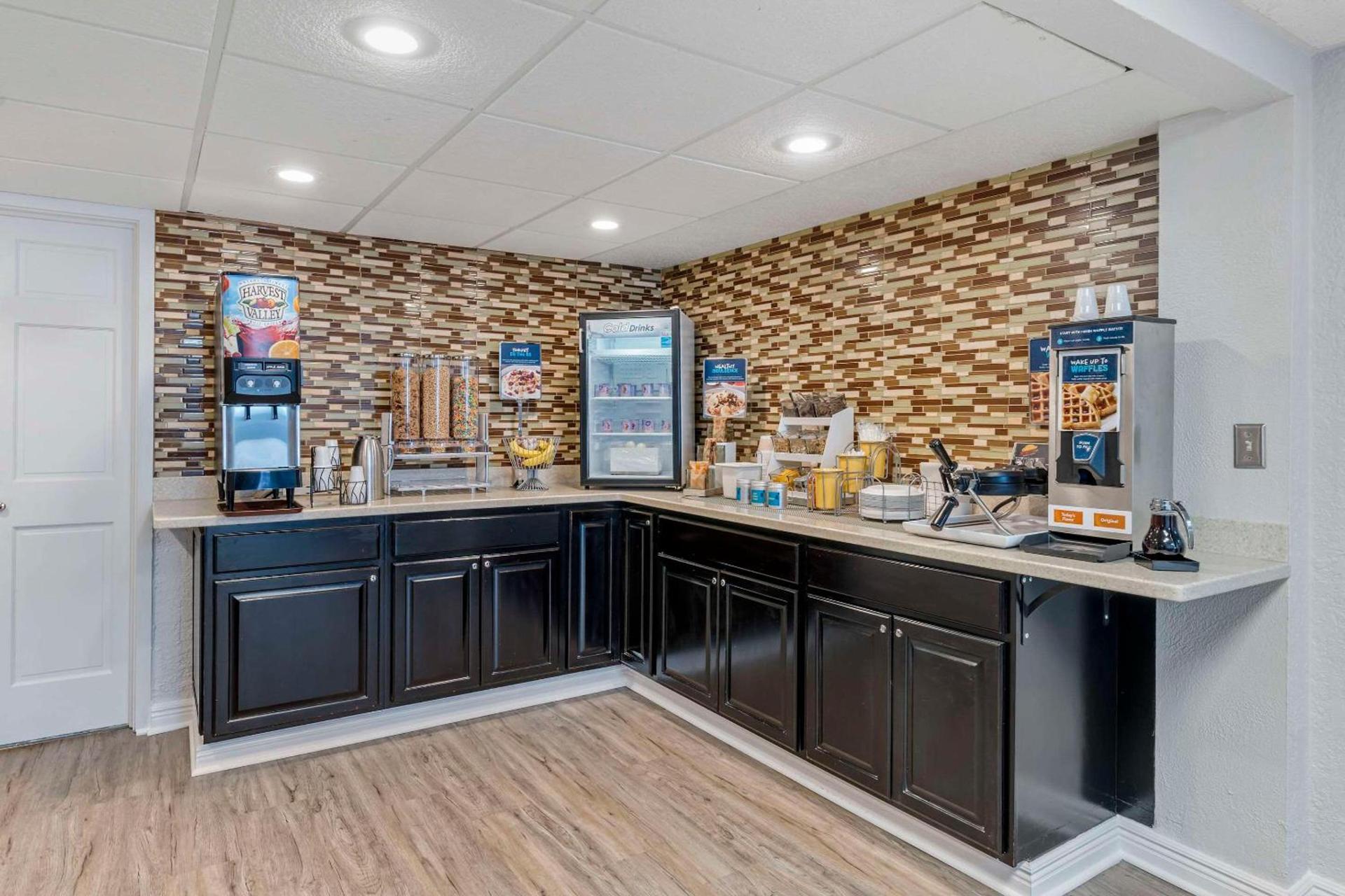 Clarion Pointe Jasper photo 19