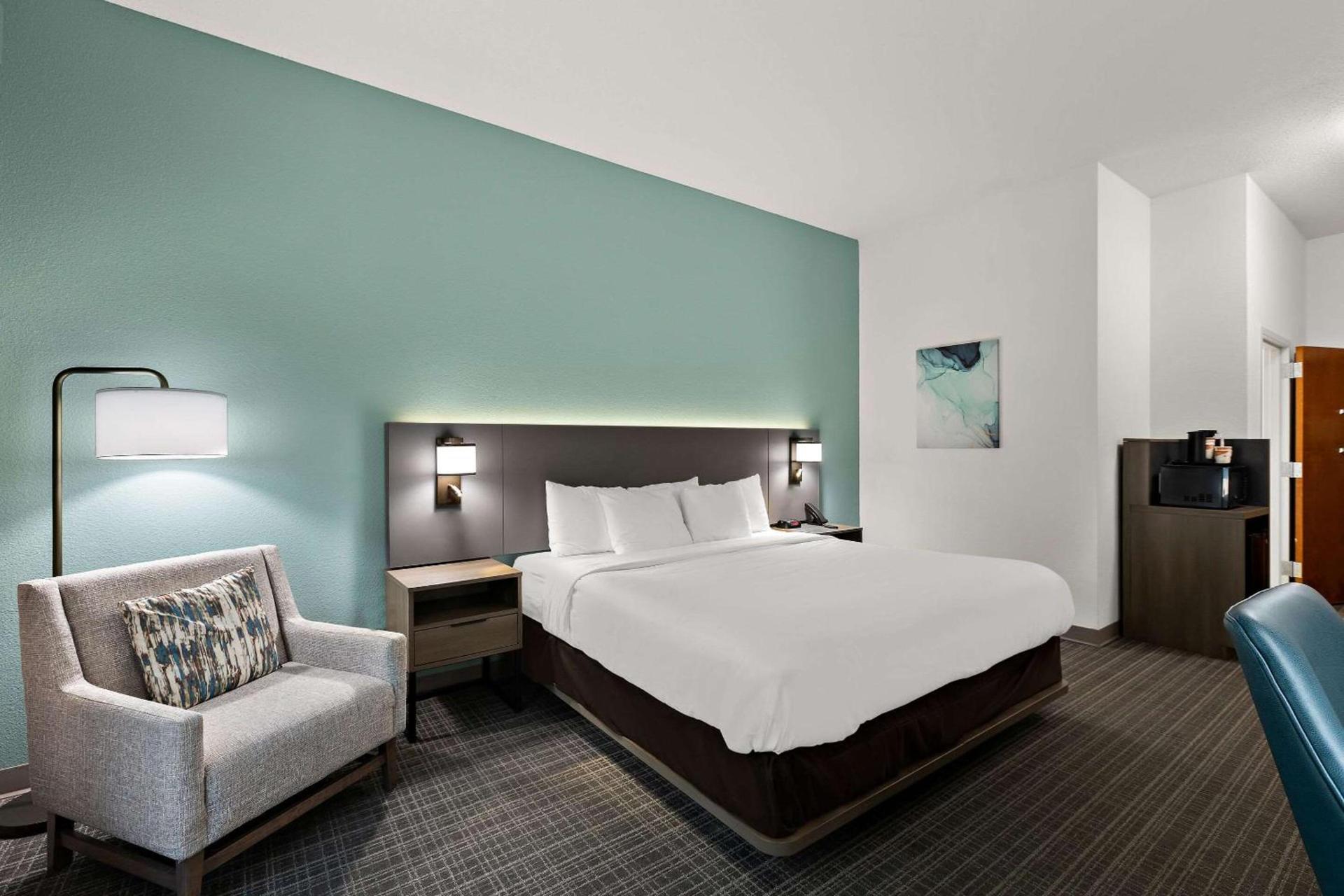Comfort Inn Powell - Knoxville North photo 11