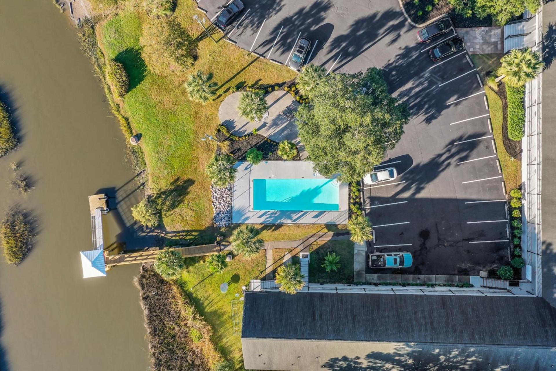 Charleston Creekside Inn photo 42