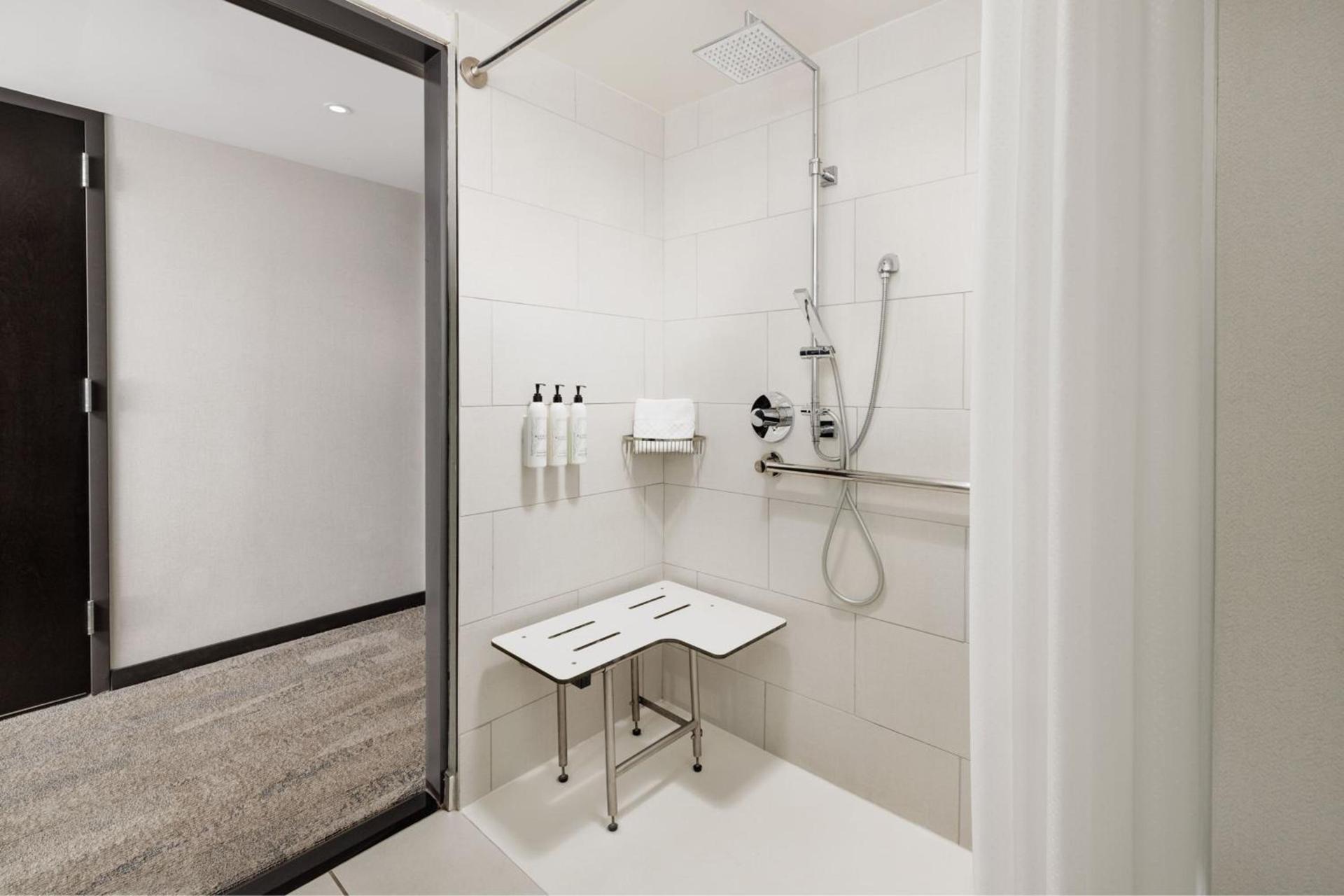 Fairfield Inn & Suites by Marriott New York Manhattan/Times Square South photo 17