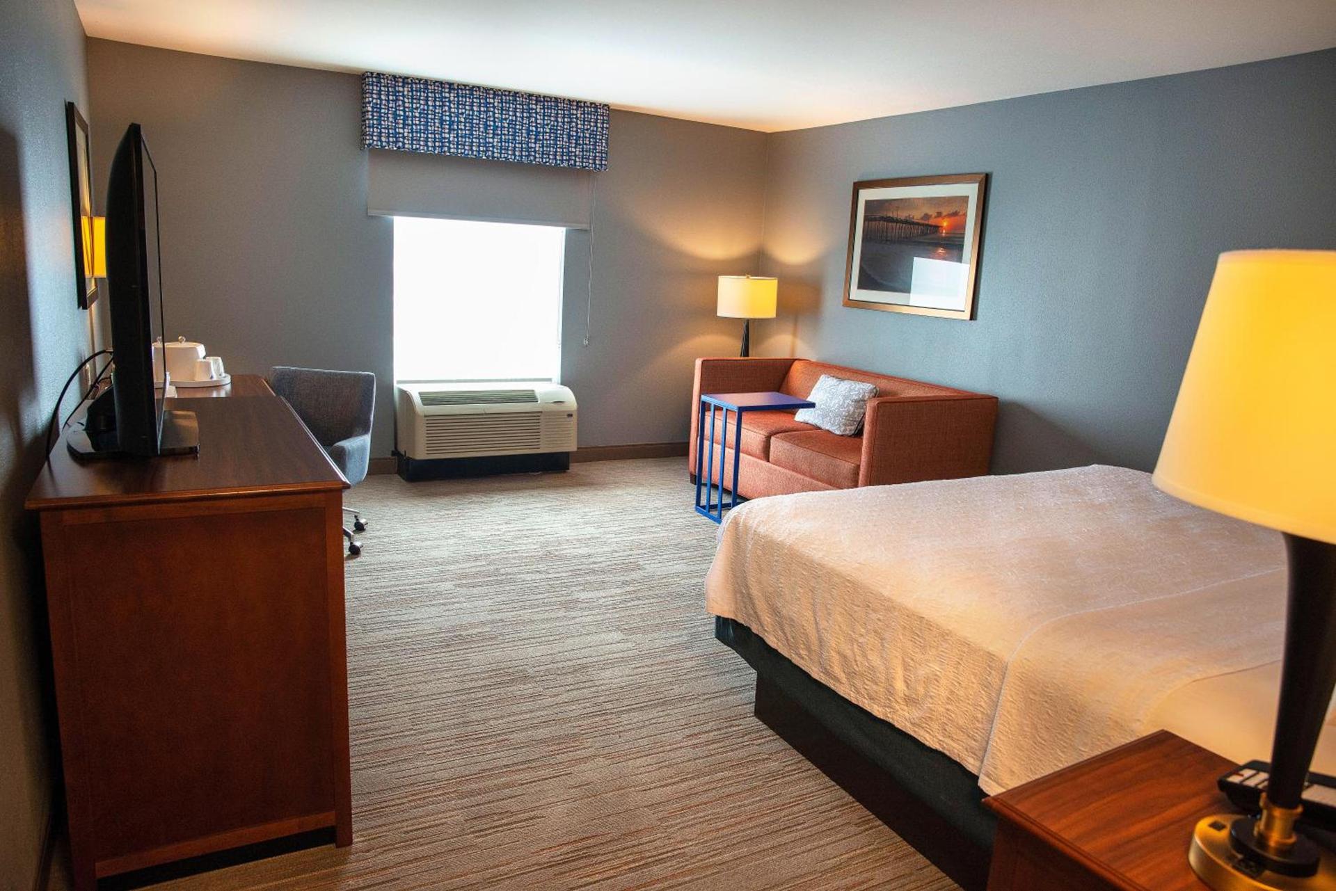 Hampton Inn & Suites Jacksonville photo 46