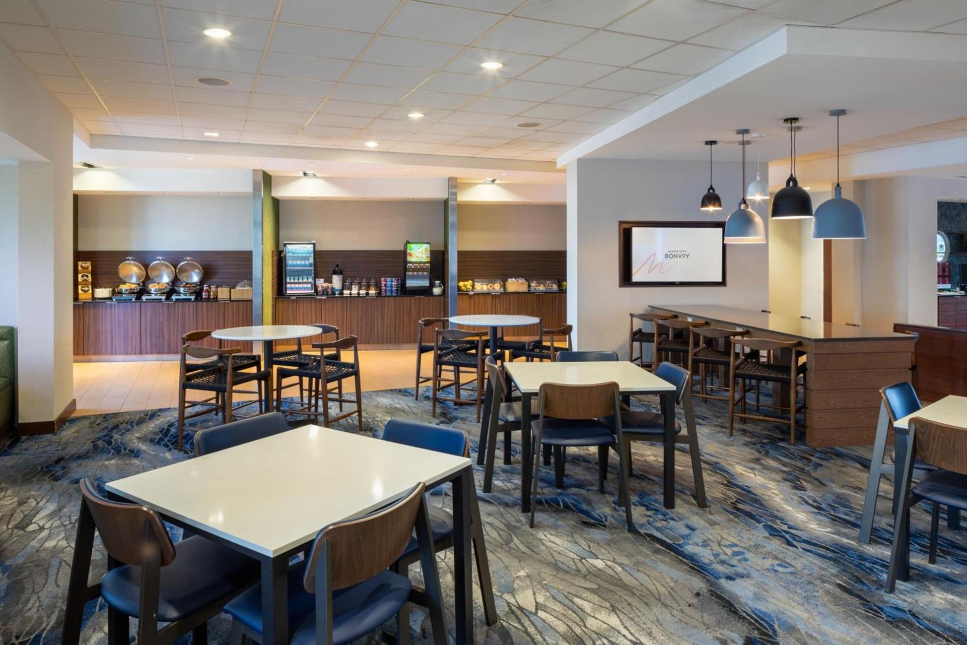 Fairfield Inn & Suites by Marriott Columbus Airport photo 29