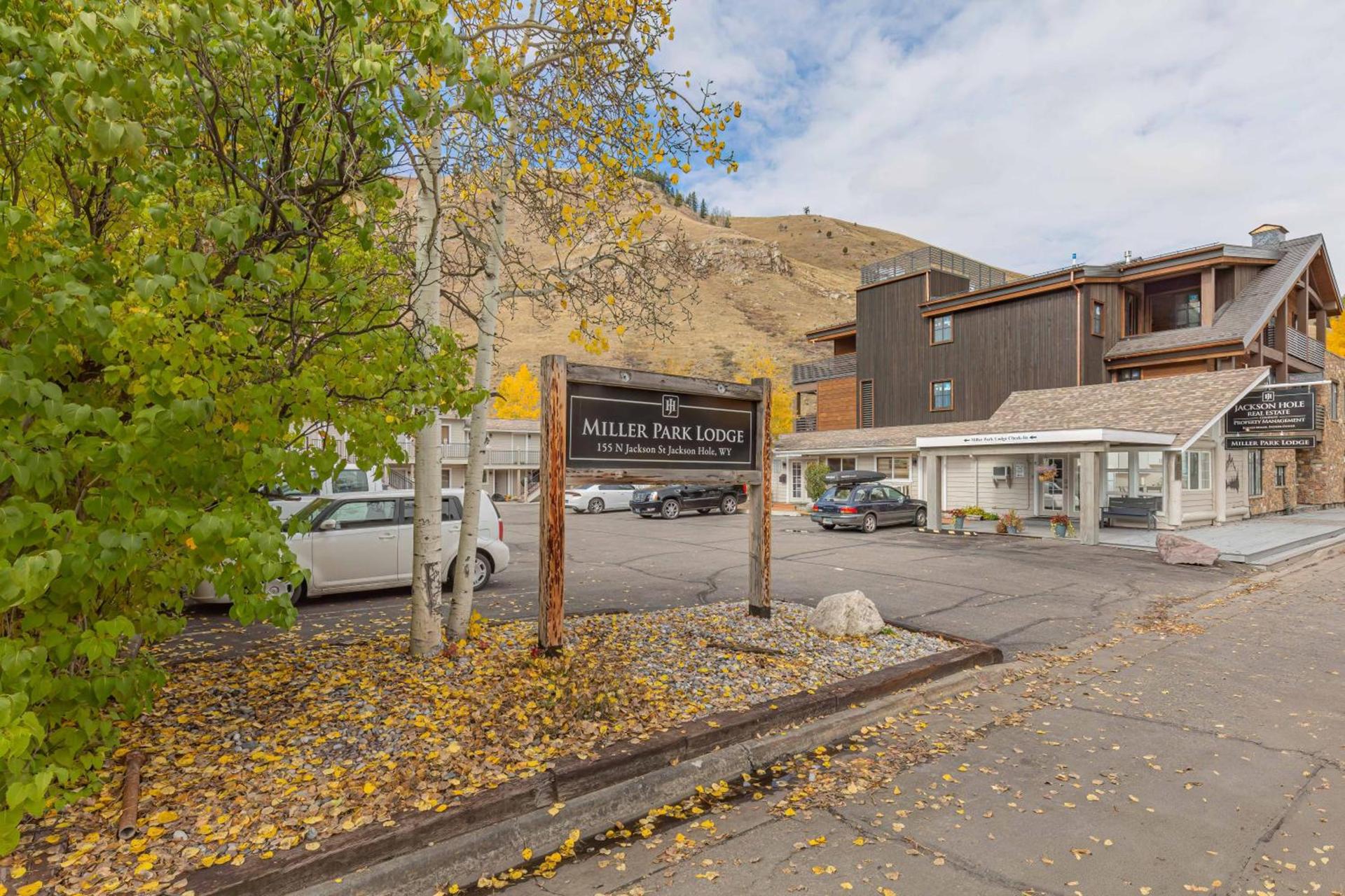 Miller Park Lodge photo 18