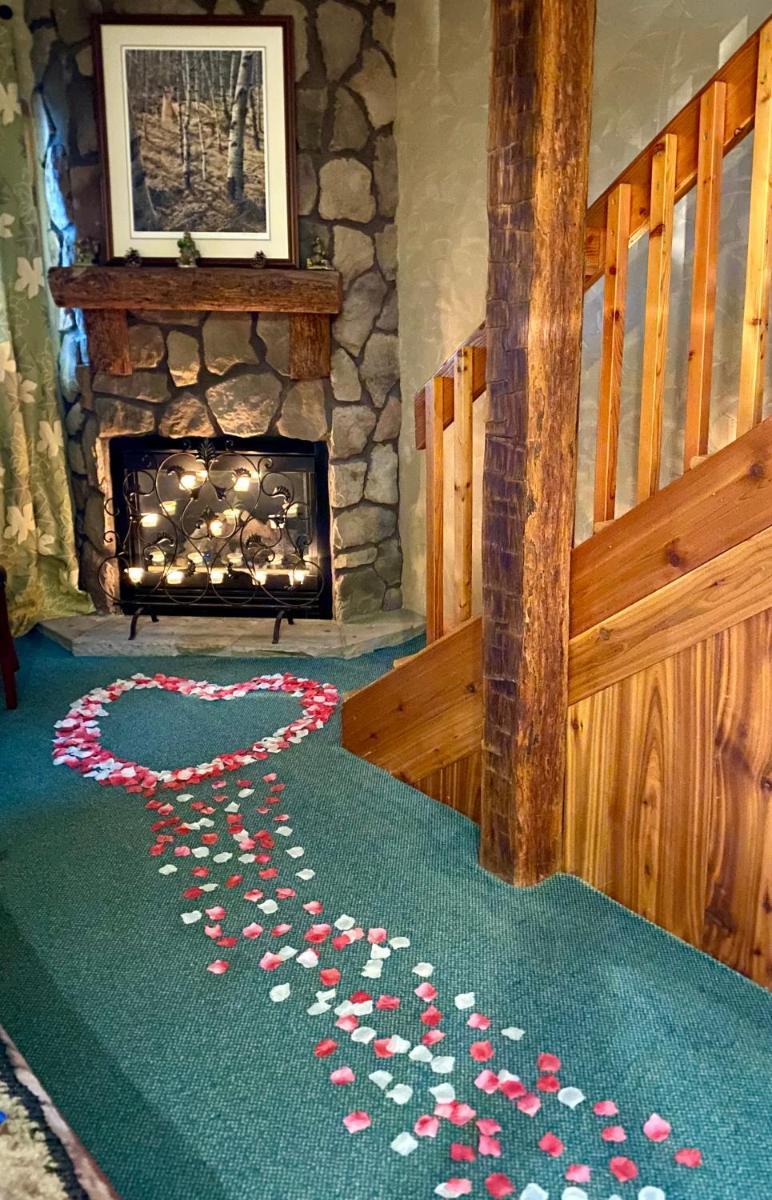 Hideaway Country Inn photo 1