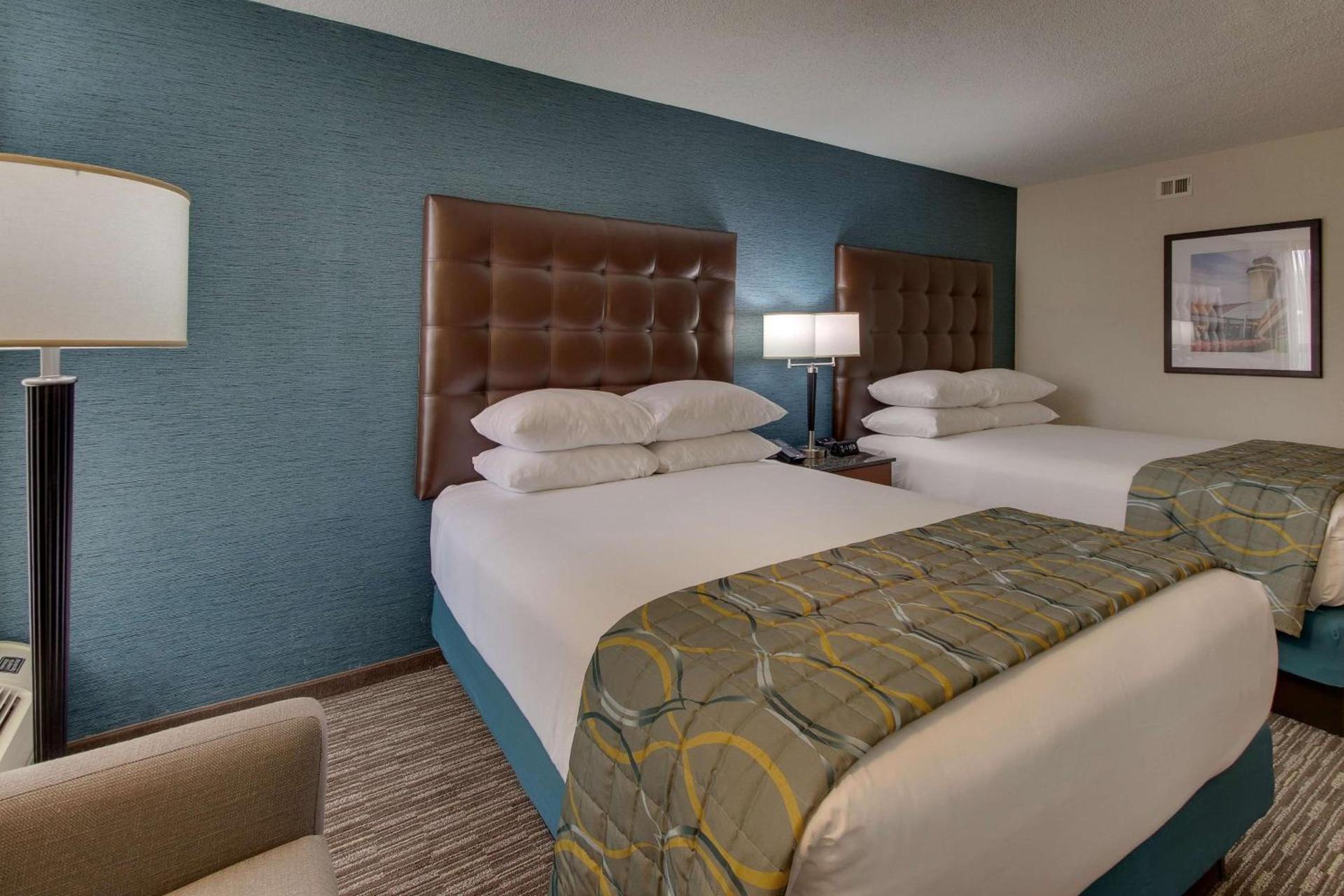 Pear Tree Inn St. Louis Airport photo 22