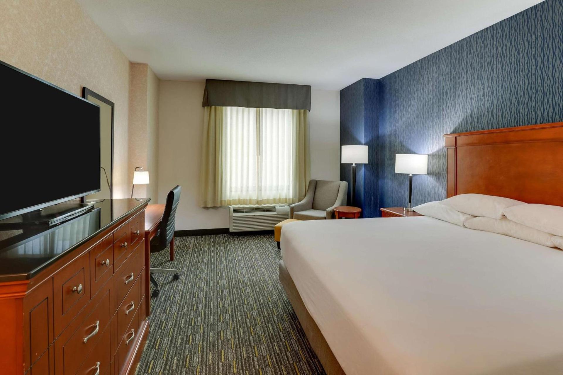 Drury Inn & Suites St. Louis Arnold photo 14