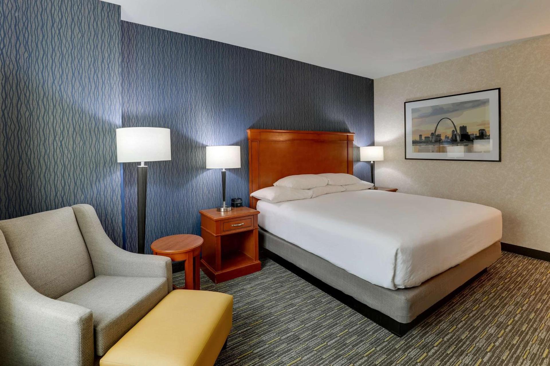 Drury Inn & Suites St. Louis Arnold photo 16