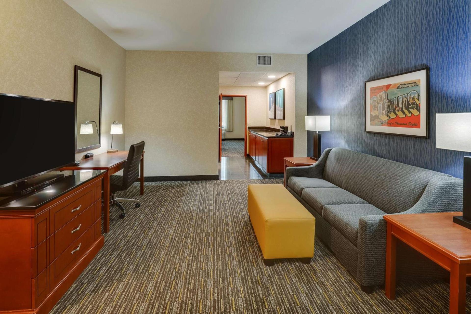 Drury Inn & Suites St. Louis Arnold photo 21