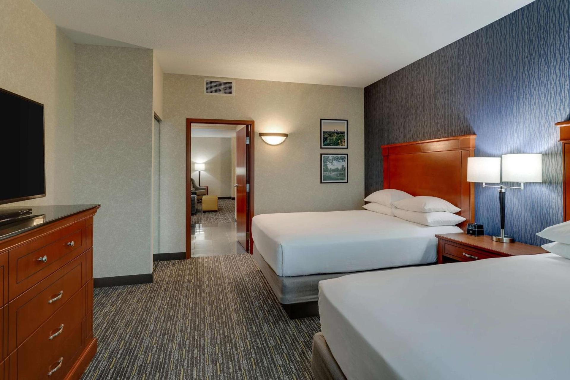 Drury Inn & Suites St. Louis Arnold photo 23