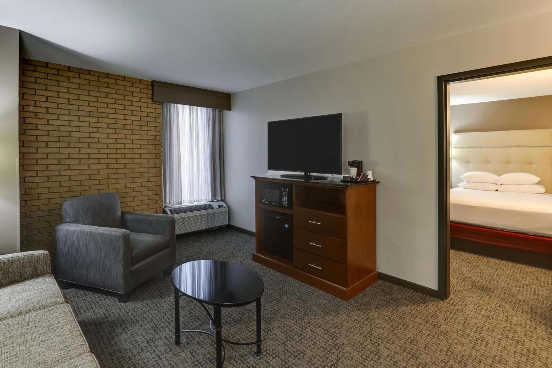 Drury Inn & Suites Columbus Dublin photo 11