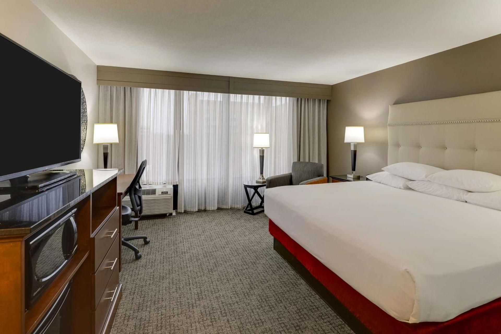 Drury Inn & Suites Columbus Dublin photo 17