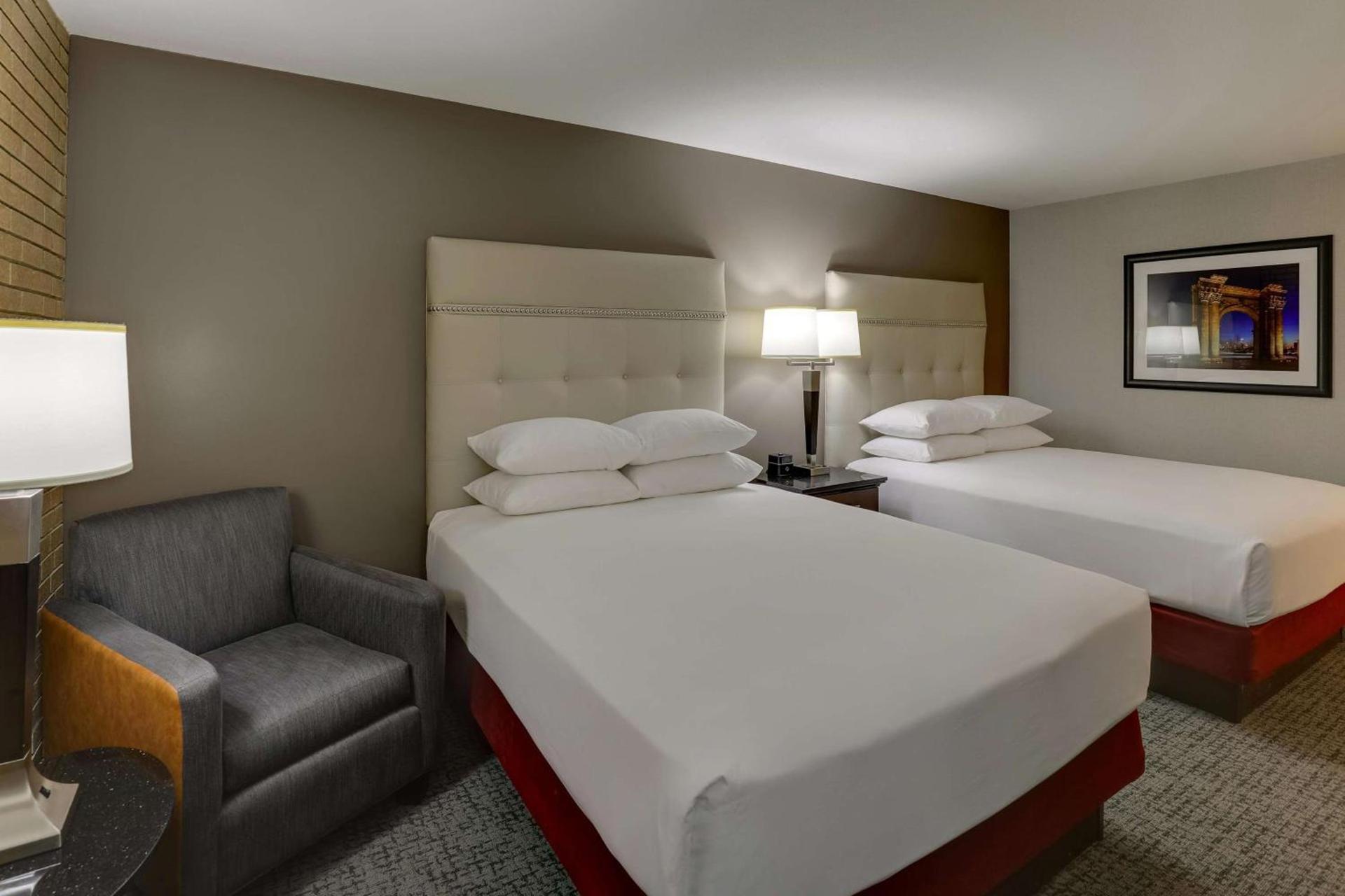 Drury Inn & Suites Columbus Dublin photo 21