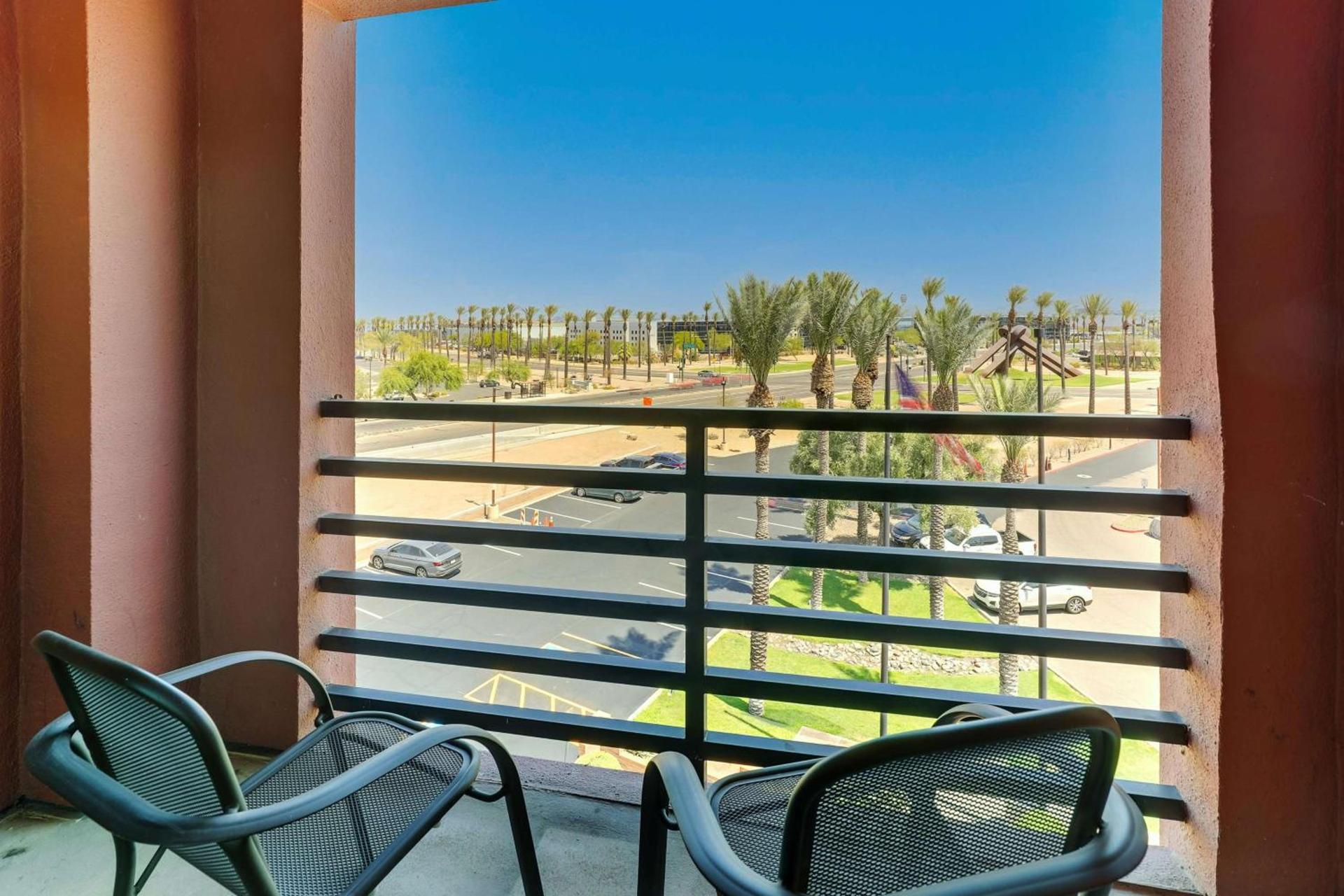 Drury Inn & Suites Phoenix Airport photo 9