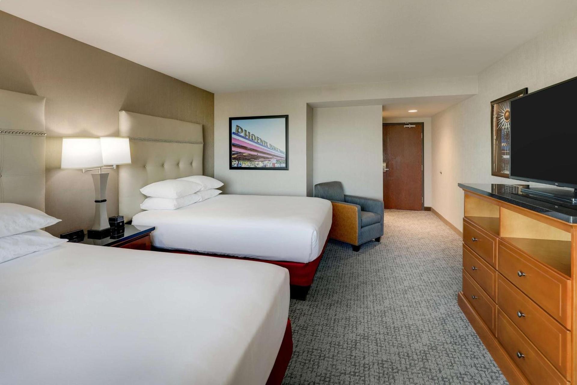 Drury Inn & Suites Phoenix Airport photo 29