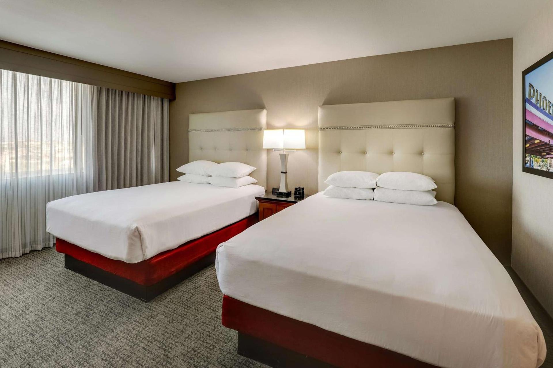 Drury Inn & Suites Phoenix Airport photo 31