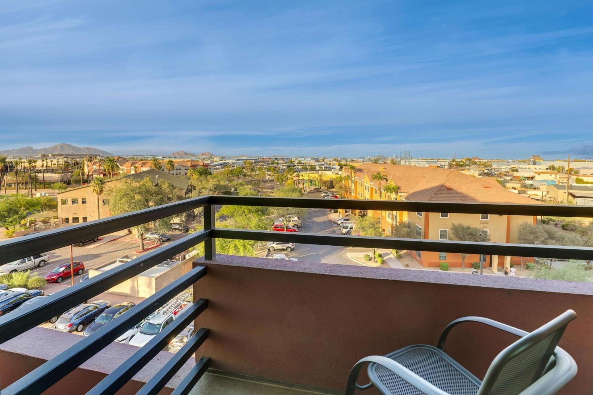 Drury Inn & Suites Phoenix Airport photo 42