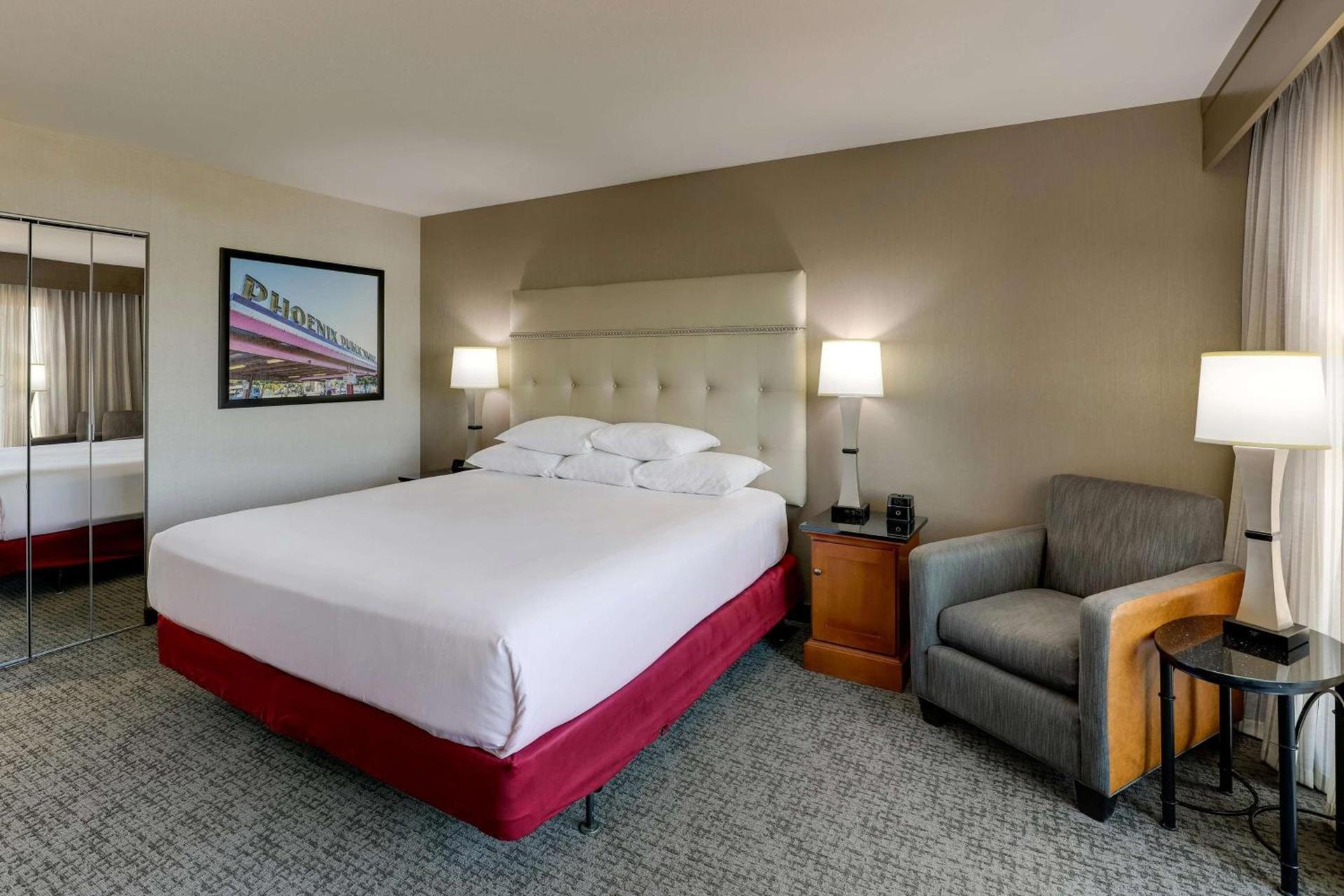 Drury Inn & Suites Phoenix Airport photo 51