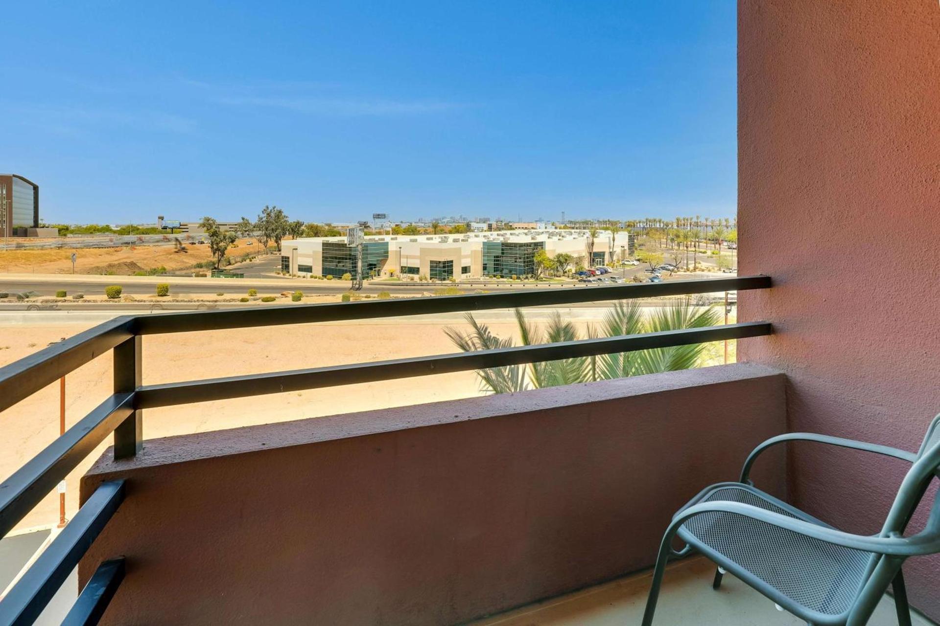 Drury Inn & Suites Phoenix Airport photo 53