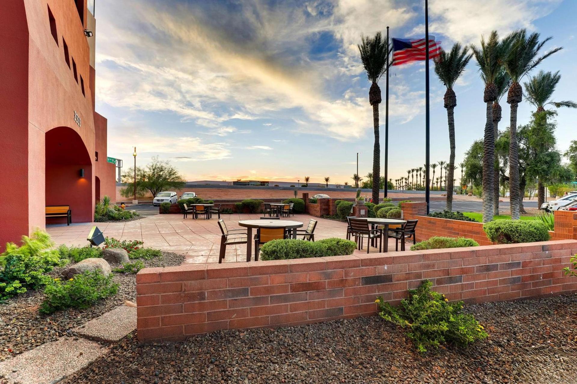 Drury Inn & Suites Phoenix Airport photo 61