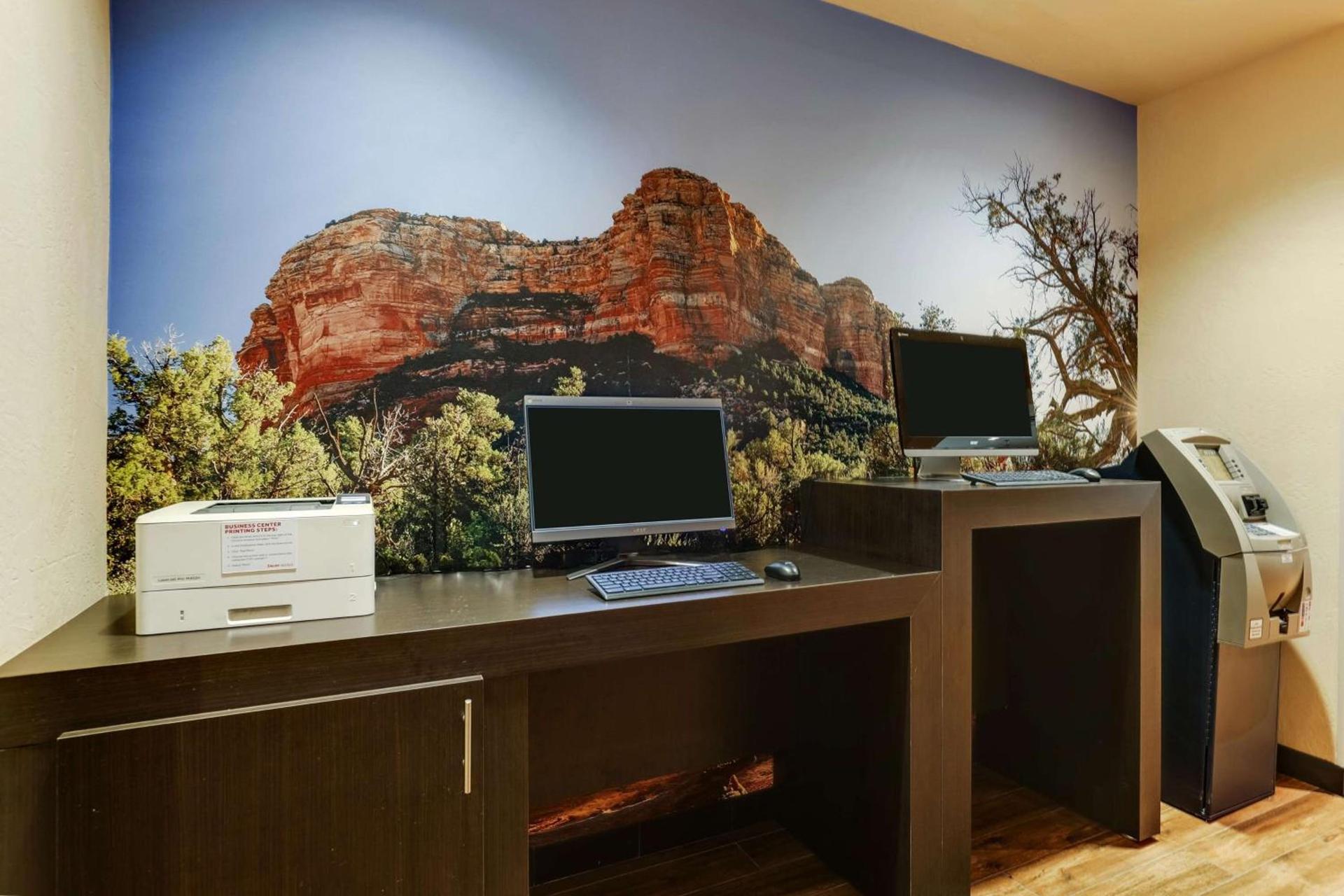 Drury Inn & Suites Phoenix Airport photo 65