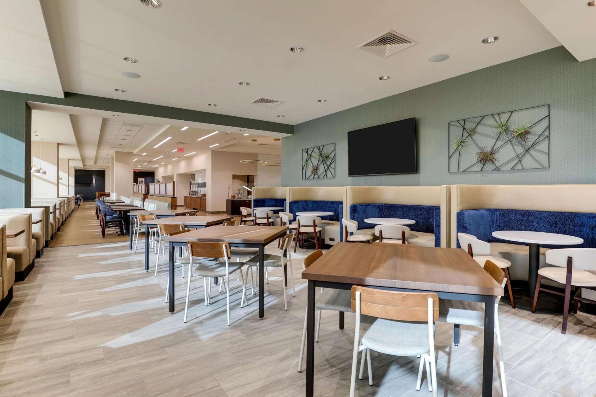 Drury Plaza Hotel Orlando - Disney Springs Area photo 11